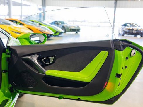 Used 2015 Lamborghini Huracan LP 610-4 image 24