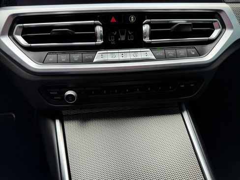 Used 2021 BMW 330i Sedan w/ M Sport Package RWD image 26