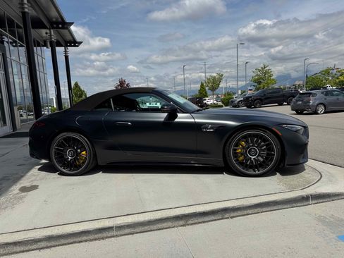 New 2025 Mercedes-Benz SL 63 AMG 4MATIC image 10