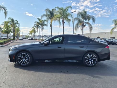 Used 2024 BMW i5 M60 w/ Premium Package AWD/4WD image 7
