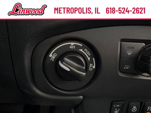 Used 2023 Nissan Frontier SV w/ SV Convenience Package AWD/4WD image 24