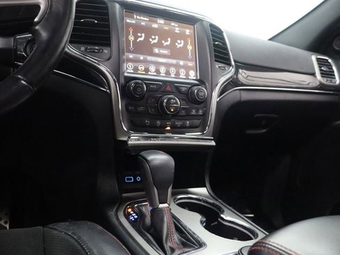 Used 2018 Jeep Grand Cherokee Trailhawk image 23