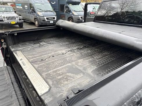 Used 2013 RAM 1500 Sport w/ Remote Start & Security Group image 33