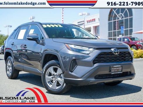 Used 2024 Toyota RAV4 XLE image 1