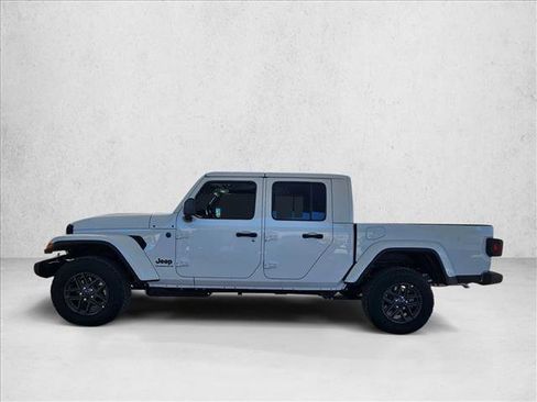 New 2026 Jeep Gladiator Sport image 5