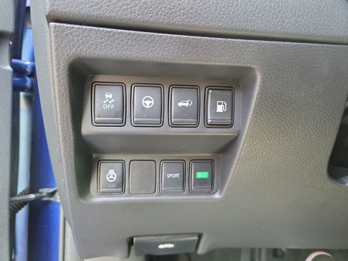 Certified 2020 Nissan Rogue SV w/ Sun & Sound Touring Package FWD image 30