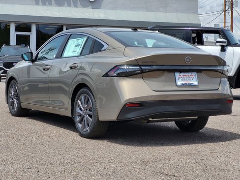 New 2026 Nissan Sentra SL w/ Floor Mat Package FWD image 6