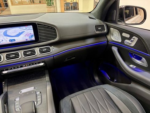 New 2025 Mercedes-Benz GLE 63 AMG S image 17