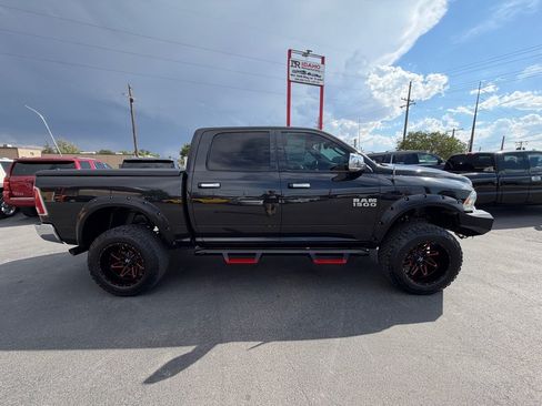 Used 2018 RAM 1500 Laramie w/ Convenience Group AWD/4WD image 6