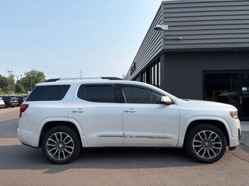 Used 2021 GMC Acadia Denali w/ Denali Technology Package AWD/4WD image 2