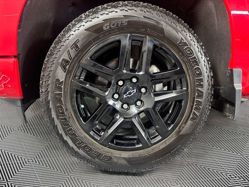 Used 2023 Chevrolet Silverado 1500 Custom w/ LPO, Dark Essentials Package AWD/4WD image 28