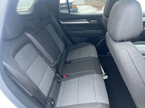 Certified 2025 GMC Terrain Elevation image 36