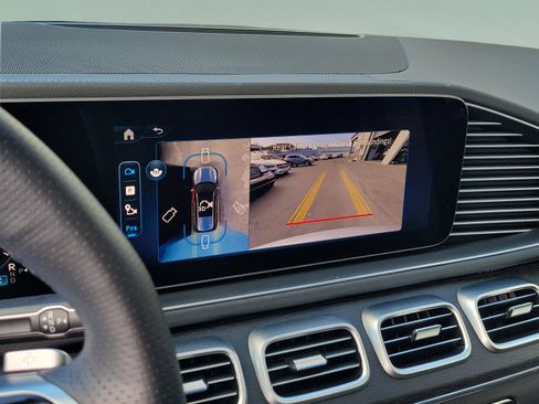 Certified 2026 Mercedes-Benz GLS 450 4MATIC image 27