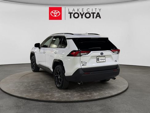 Used 2024 Toyota RAV4 XLE w/ Convenience Package AWD/4WD image 5