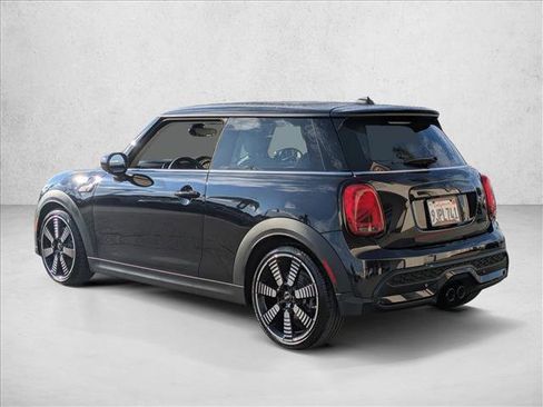 Used 2024 MINI Cooper S image 8