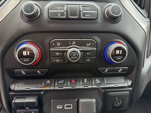 Used 2019 Chevrolet Silverado 1500 RST image 20