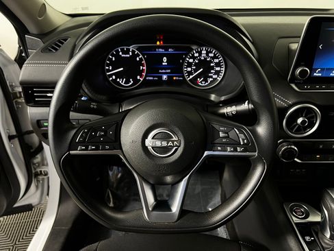 Used 2024 Nissan Sentra SV image 14