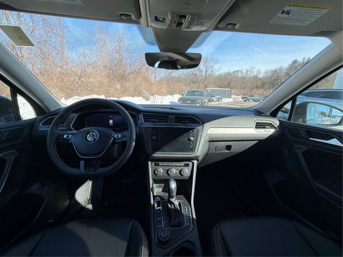 Used 2021 Volkswagen Tiguan SEL image 26
