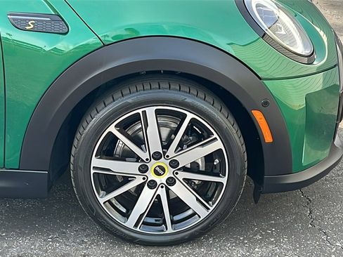 Used 2023 MINI Cooper SE image 6