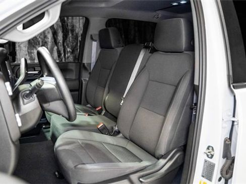 Used 2021 GMC Sierra 2500 4x4 Crew Cab w/ Gooseneck/5TH Wheel Package image 2