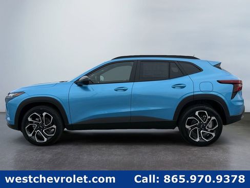 New 2026 Chevrolet Trax RS w/ Sunroof Package FWD image 6