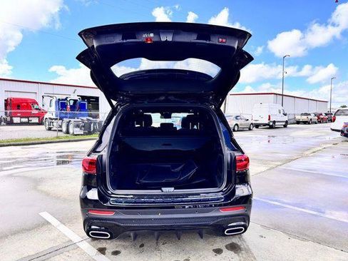 Certified 2024 Mercedes-Benz GLB 250 4MATIC image 24