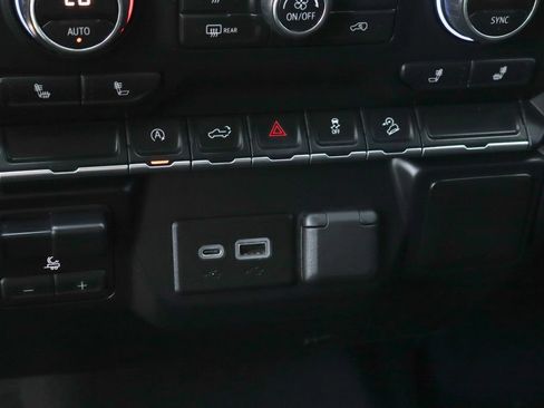 Used 2019 Chevrolet Silverado 1500 LT w/ All-Star Edition AWD/4WD image 37