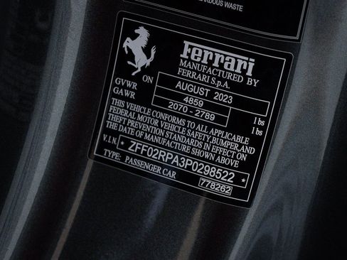 Certified 2023 Ferrari Portofino M image 31