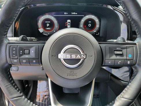 Used 2023 Nissan Pathfinder Platinum AWD/4WD image 27