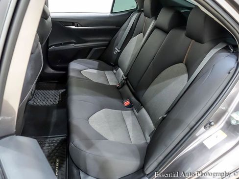 Used 2019 Toyota Camry LE w/ Convenience Package image 16