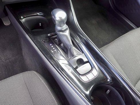 Certified 2019 Toyota C-HR XLE FWD image 19