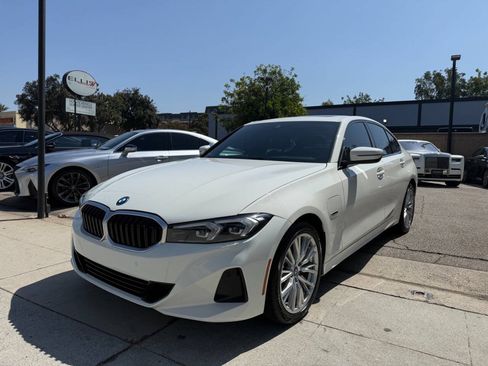 Used 2023 BMW 330e w/ Driving Assistance Package RWD image 7