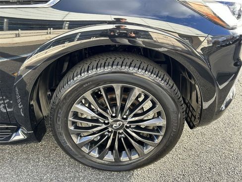 Certified 2024 INFINITI QX80 Sensory w/ Cargo Package image 13