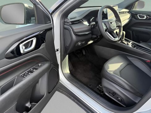 New 2026 Jeep Compass Trailhawk AWD/4WD image 14