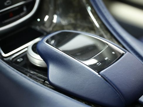 Used 2017 Aston Martin DB11 V12 image 47