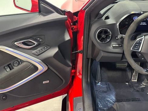 Used 2023 Chevrolet Camaro ZL1 RWD image 72