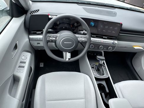 New 2026 Hyundai Kona SE image 14