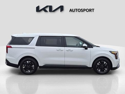 New 2026 Kia Carnival LXS image 7
