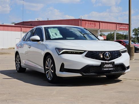 New 2025 Acura Integra image 3