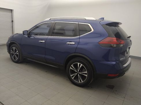 Used 2019 Nissan Rogue SV w/ Premium Package image 3