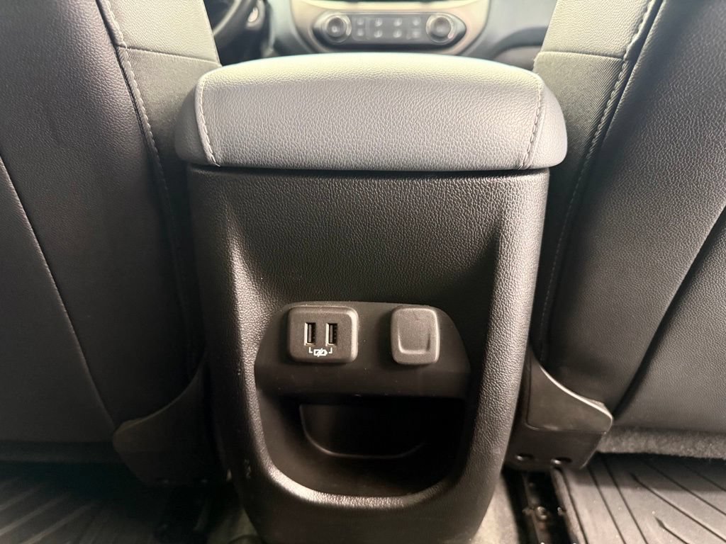 Used 2022 Chevrolet Colorado Z71 AWD/4WD image 28