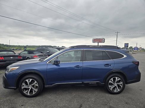 Used 2022 Subaru Outback Limited AWD/4WD image 6