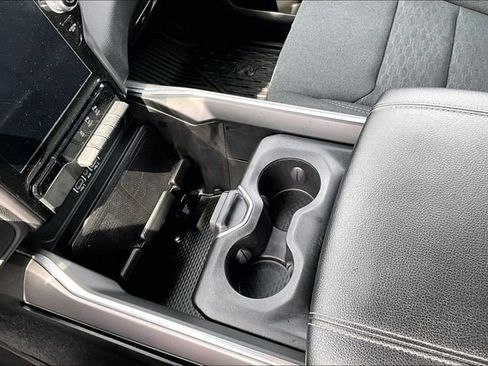 Used 2025 RAM 1500 Big Horn AWD/4WD image 19