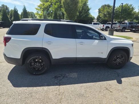 Used 2020 GMC Acadia AT4 image 10