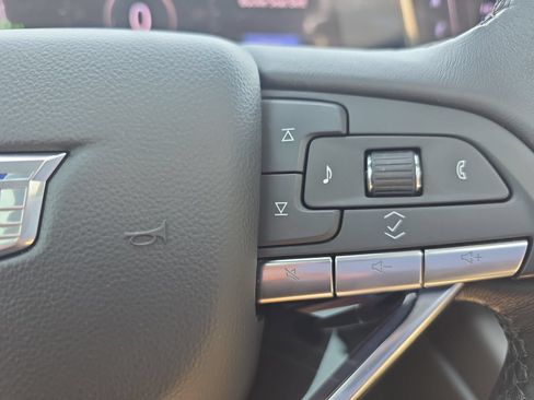 Used 2023 Cadillac Escalade Sport w/ Touring Package AWD/4WD image 18