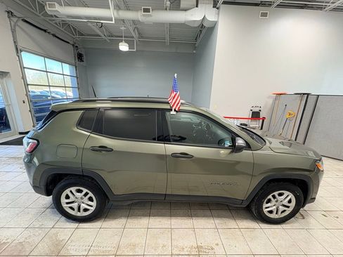 Used 2017 Jeep Compass Sport w/ Cold Weather Group image 8