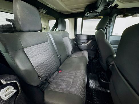 Used 2012 Jeep Wrangler Unlimited Sport w/ Connectivity Group image 24