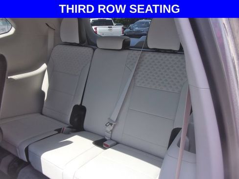 Used 2025 GMC Acadia Denali w/ Super Cruise Package AWD/4WD image 3