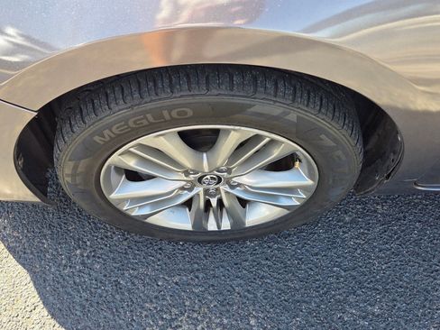 Used 2016 Toyota Camry SE image 18