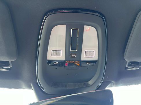 Used 2025 Volvo XC90 T8 Plus w/ Protection Package Premier image 38